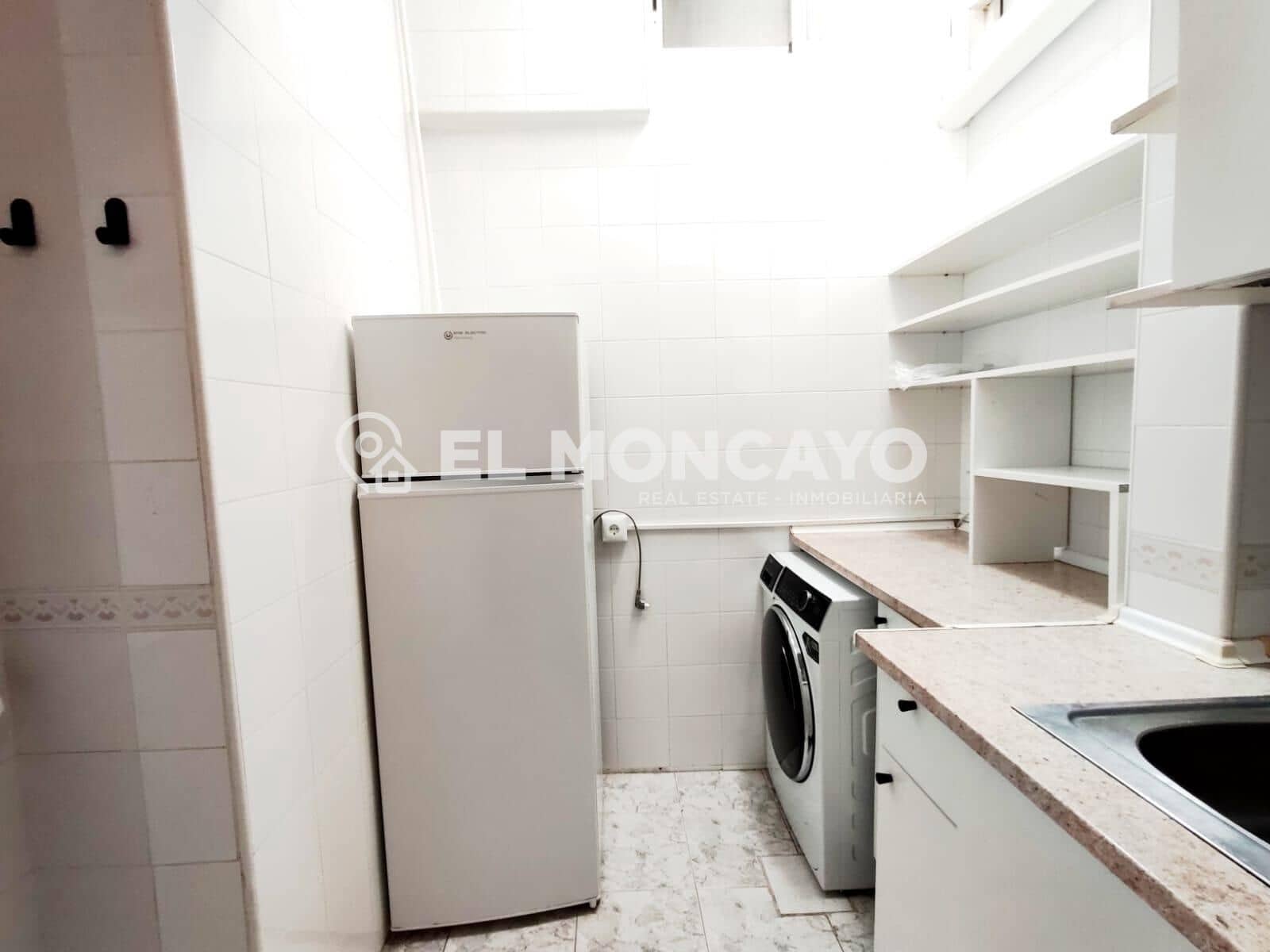 2 makuuhuone Bungalow myytävänä paikassa Playa Flamenca mukana uima-altaan 
autotalli - 161 000 € (Ref: 9945648)