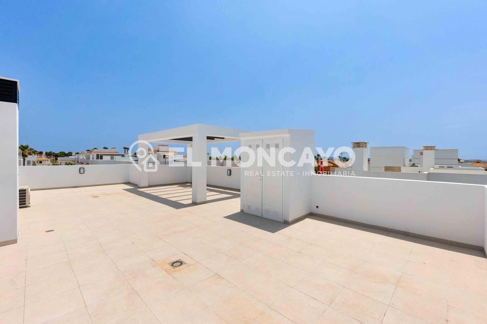 2 bedroom Apartment for sale in Rojales with pool garage - € 319,000 (Ref: 9949730)