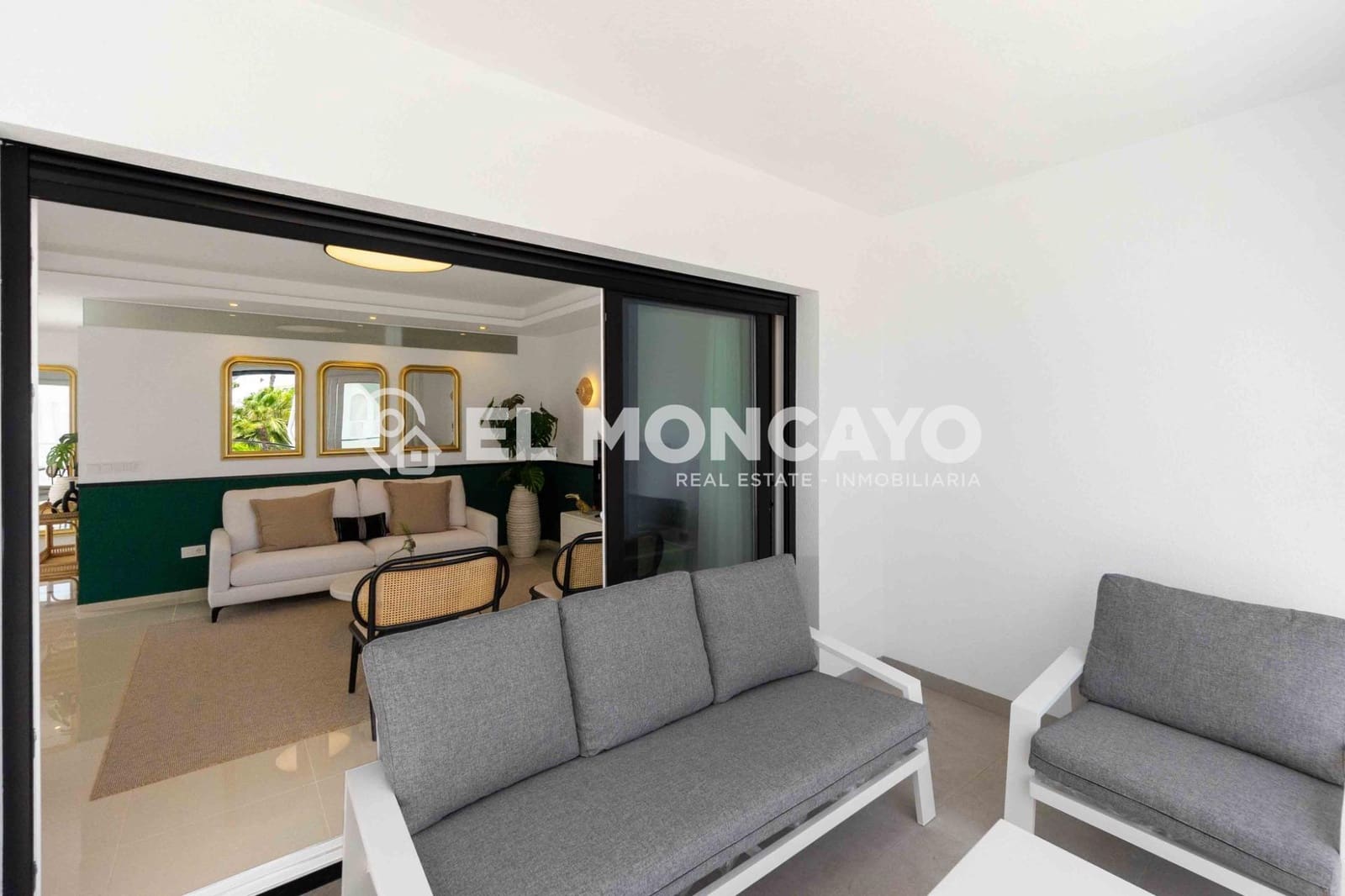 2 bedroom Apartment for sale in Rojales with pool garage - € 319,000 (Ref: 9949730)