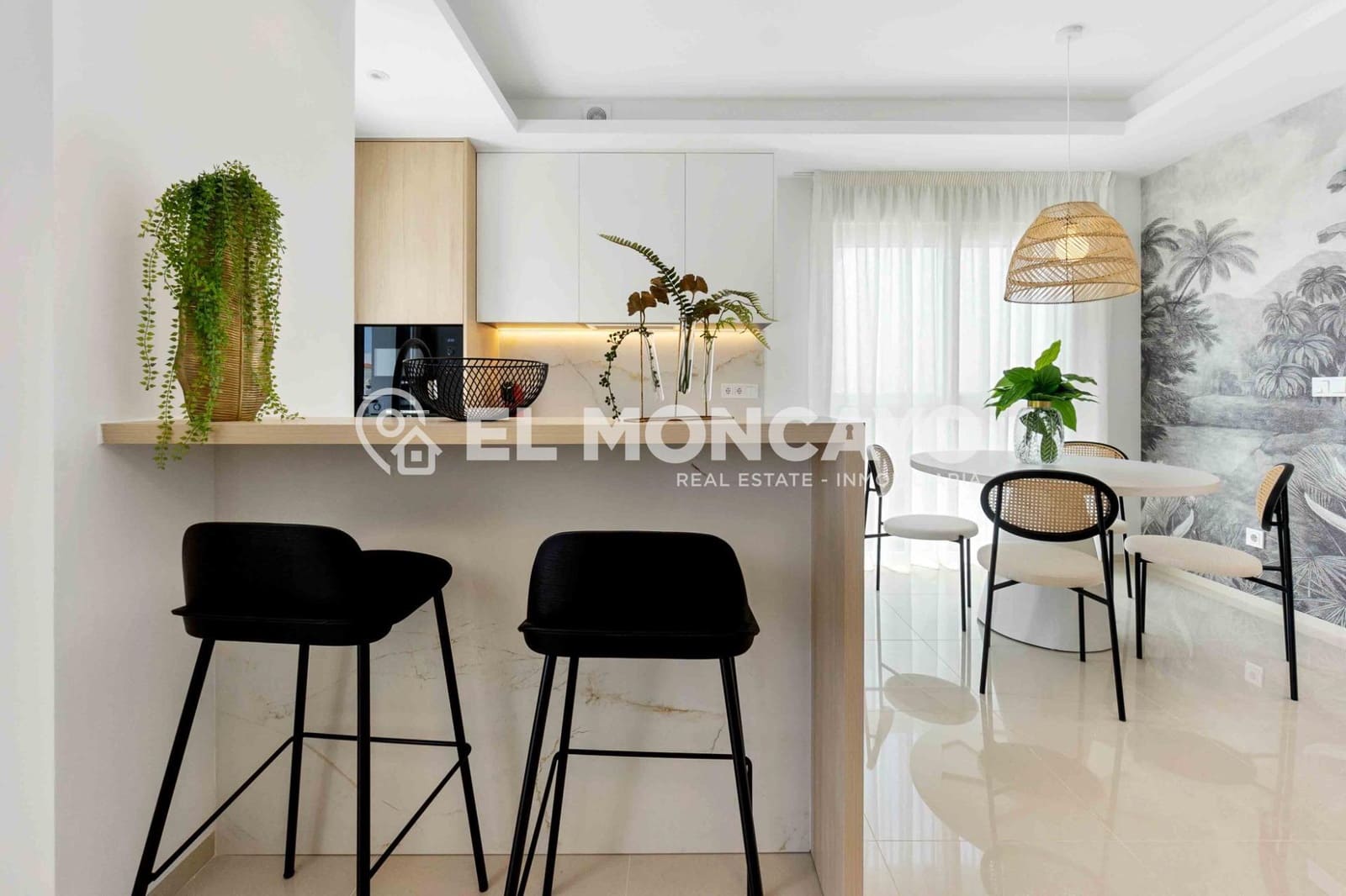 2 bedroom Apartment for sale in Rojales with pool garage - € 319,000 (Ref: 9949730)