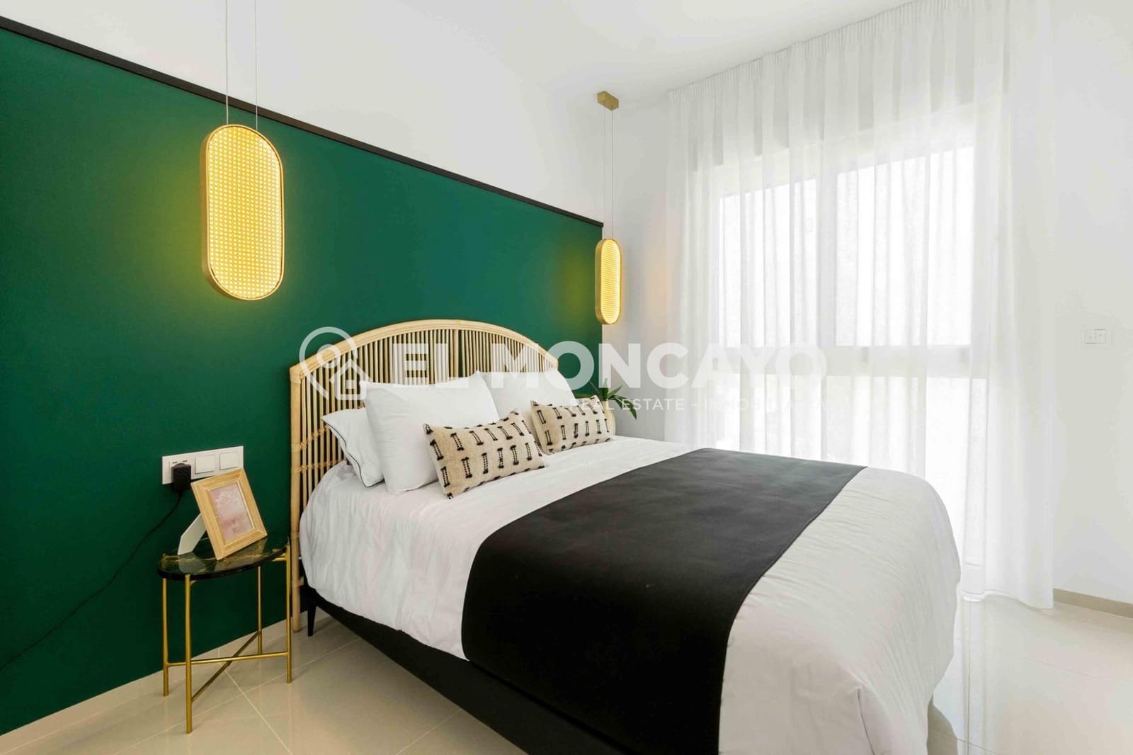 2 bedroom Apartment for sale in Rojales with pool garage - € 319,000 (Ref: 9949730)