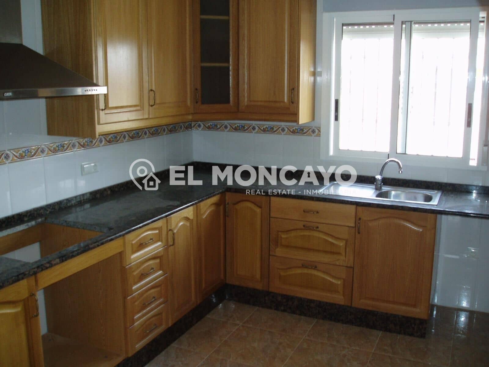 5 Zimmer Villa zu verkaufen in Catral mit Pool Garage - 630.000 € (Ref: 9952580)