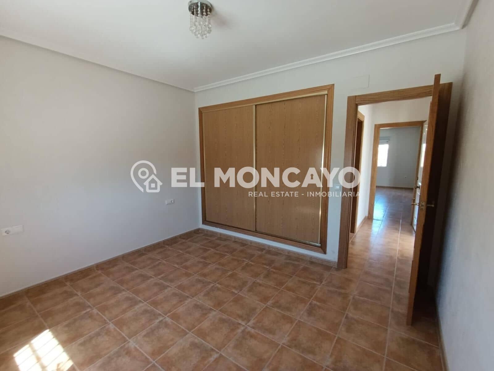 5 Zimmer Villa zu verkaufen in Catral mit Pool Garage - 630.000 € (Ref: 9952580)