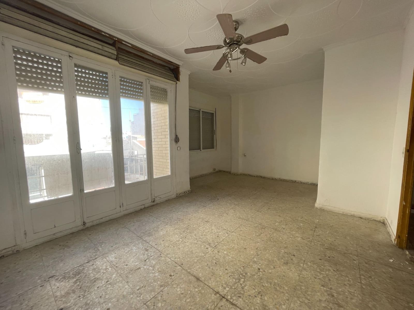 5 soveværelse Lejlighed til salg i Guardamar del Segura - € 255.000 (Ref: 9955122)