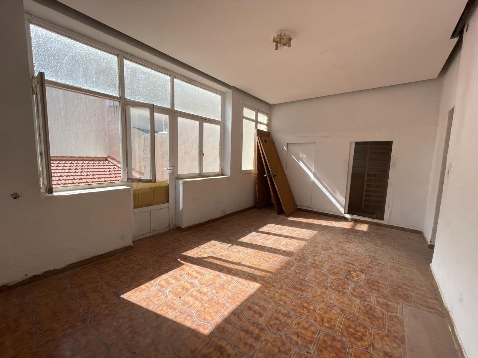 5 soveværelse Lejlighed til salg i Guardamar del Segura - € 255.000 (Ref: 9955122)