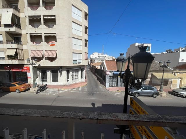 5 soveværelse Lejlighed til salg i Guardamar del Segura - € 255.000 (Ref: 9955122)