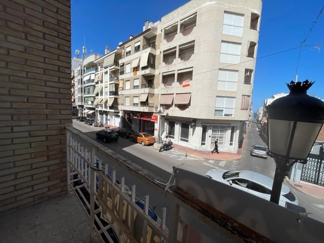 5 soveværelse Lejlighed til salg i Guardamar del Segura - € 255.000 (Ref: 9955122)