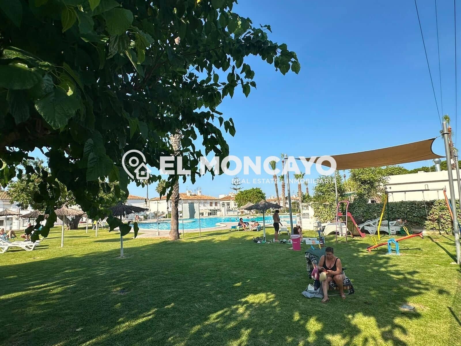 1 sypialnia Bungalow na sprzedaż w Los Balcones z basenem - 114 000 € (Ref: 9959735)