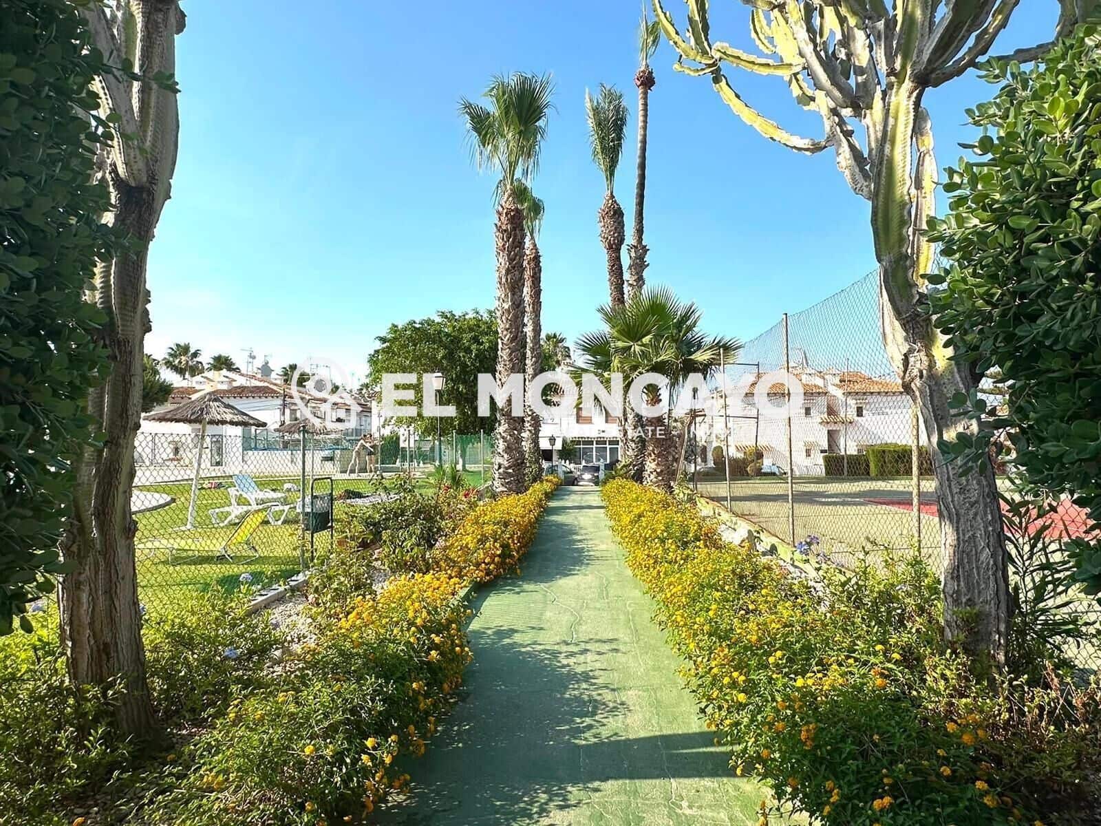 1 sypialnia Bungalow na sprzedaż w Los Balcones z basenem - 114 000 € (Ref: 9959735)