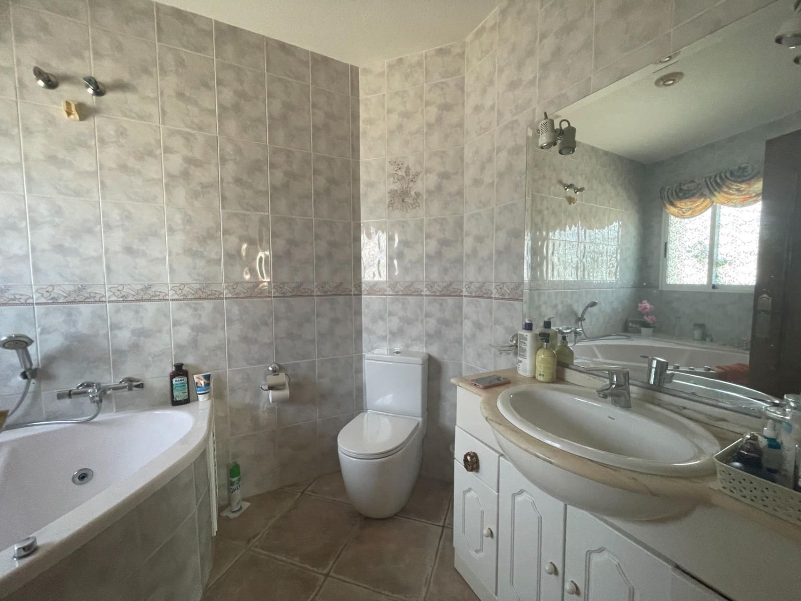 5 bedroom Villa for sale in Pueblo Lucero with pool garage - € 850,000 (Ref: 9959736)