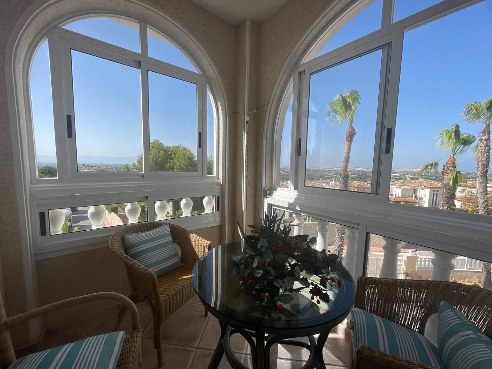 5 bedroom Villa for sale in Pueblo Lucero with pool garage - € 850,000 (Ref: 9959736)