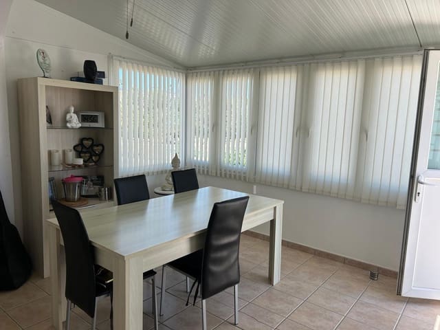 2 makuuhuone Bungalow myytävänä paikassa Blue Lagoon mukana 
autotalli - 208 000 € (Ref: 9959739)