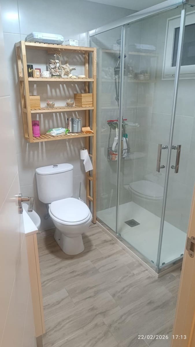 Apartamento de 2 habitaciones en Guardamar del Segura en venta - 215.000 € (Ref: 9962622)