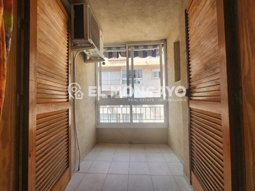 1 sypialnia Apartament na sprzedaż w Torrevieja z basenem - 105 000 € (Ref: 9967782)