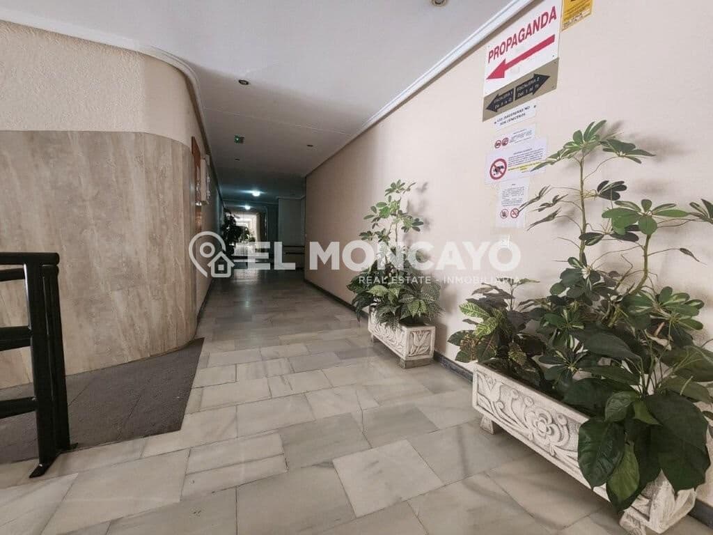 1 sypialnia Apartament na sprzedaż w Torrevieja z basenem - 105 000 € (Ref: 9967782)