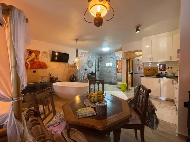 1 quarto Moradia em Banda para venda em El Chaparral - La Siesta - La Torreta, Torrevieja - 137 865 € (Ref: 9970564)