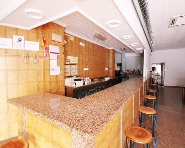 Kommersiell til salgs i Guardamar del Segura - € 175 000 (Ref: 9970566)