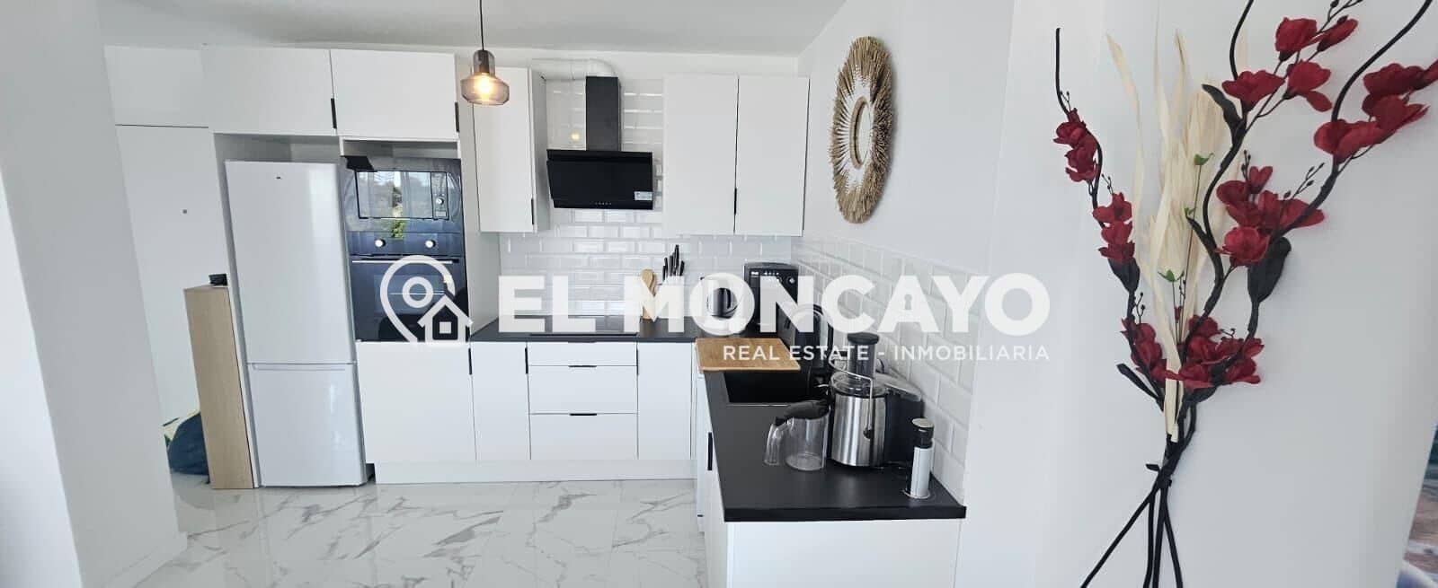 2 Zimmer Apartment zu verkaufen in Punta Prima mit Pool Garage - 245.000 € (Ref: 9973271)
