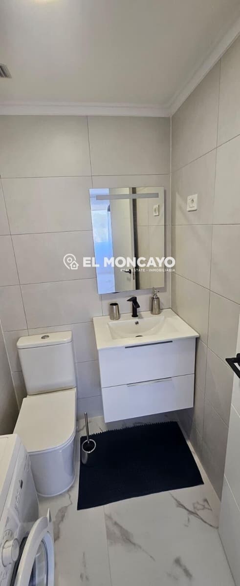 2 Zimmer Apartment zu verkaufen in Punta Prima mit Pool Garage - 245.000 € (Ref: 9973271)