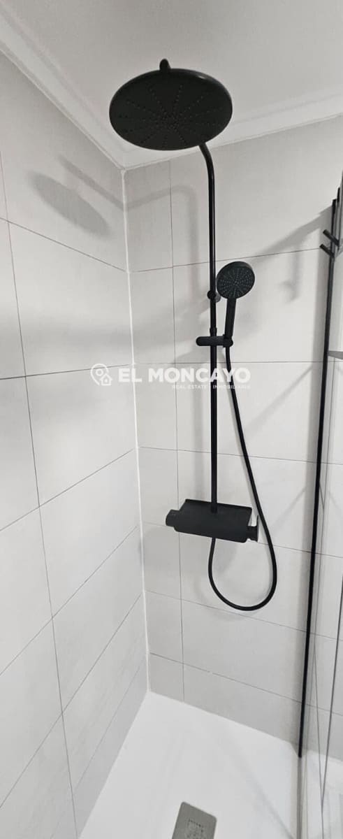 2 Zimmer Apartment zu verkaufen in Punta Prima mit Pool Garage - 245.000 € (Ref: 9973271)
