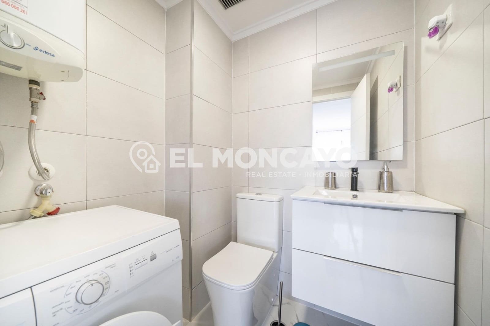 2 Zimmer Apartment zu verkaufen in Punta Prima mit Pool Garage - 245.000 € (Ref: 9973271)