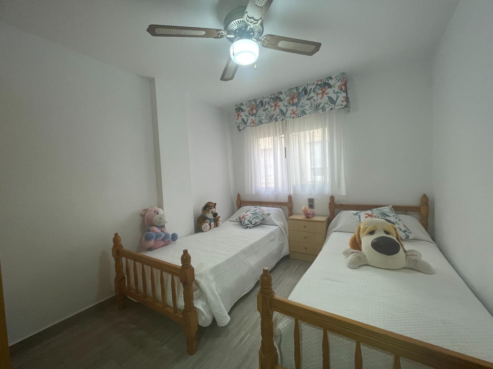 3 soveværelse Lejlighed til salg i Guardamar del Segura med garage - € 225.000 (Ref: 9975362)