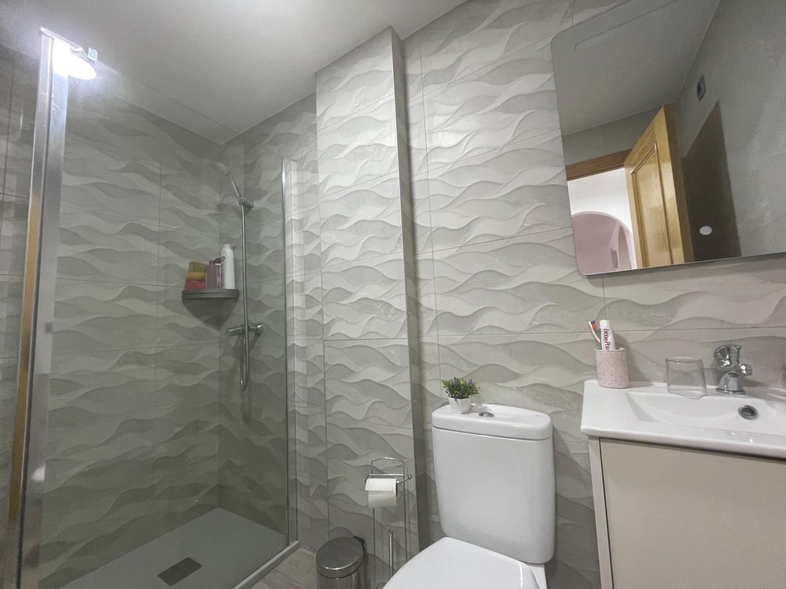 3 soveværelse Lejlighed til salg i Guardamar del Segura med garage - € 225.000 (Ref: 9975362)