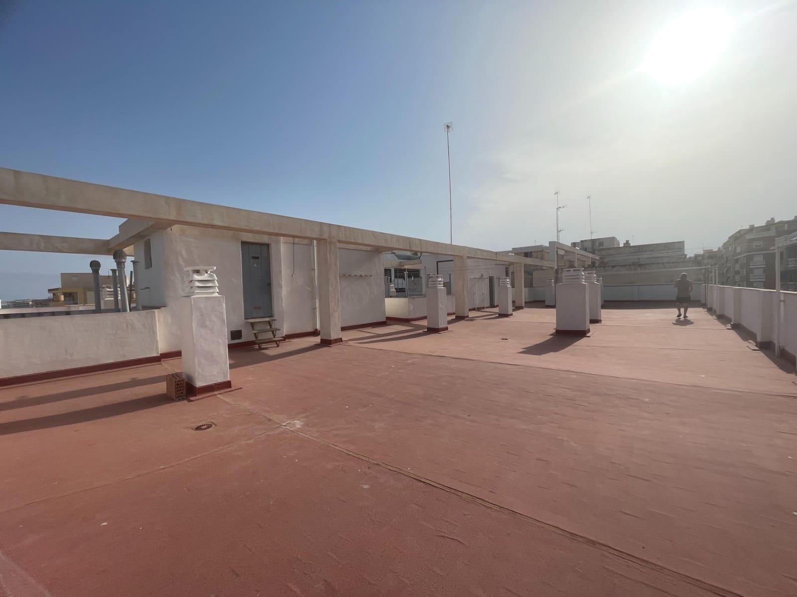 3 soveværelse Lejlighed til salg i Guardamar del Segura med garage - € 225.000 (Ref: 9975362)
