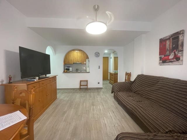 3 soveværelse Lejlighed til salg i Guardamar del Segura med garage - € 225.000 (Ref: 9975362)