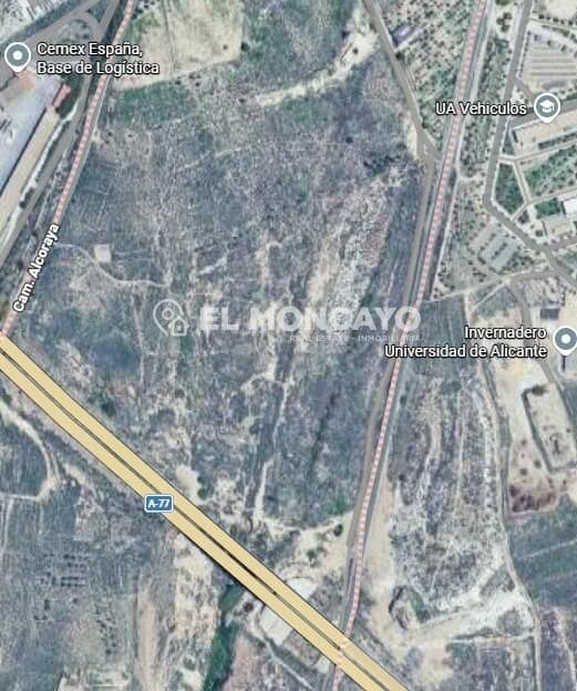 Grunde uden byggetilladelser til salg i Alicante by - € 89.000 (Ref: 9984955)