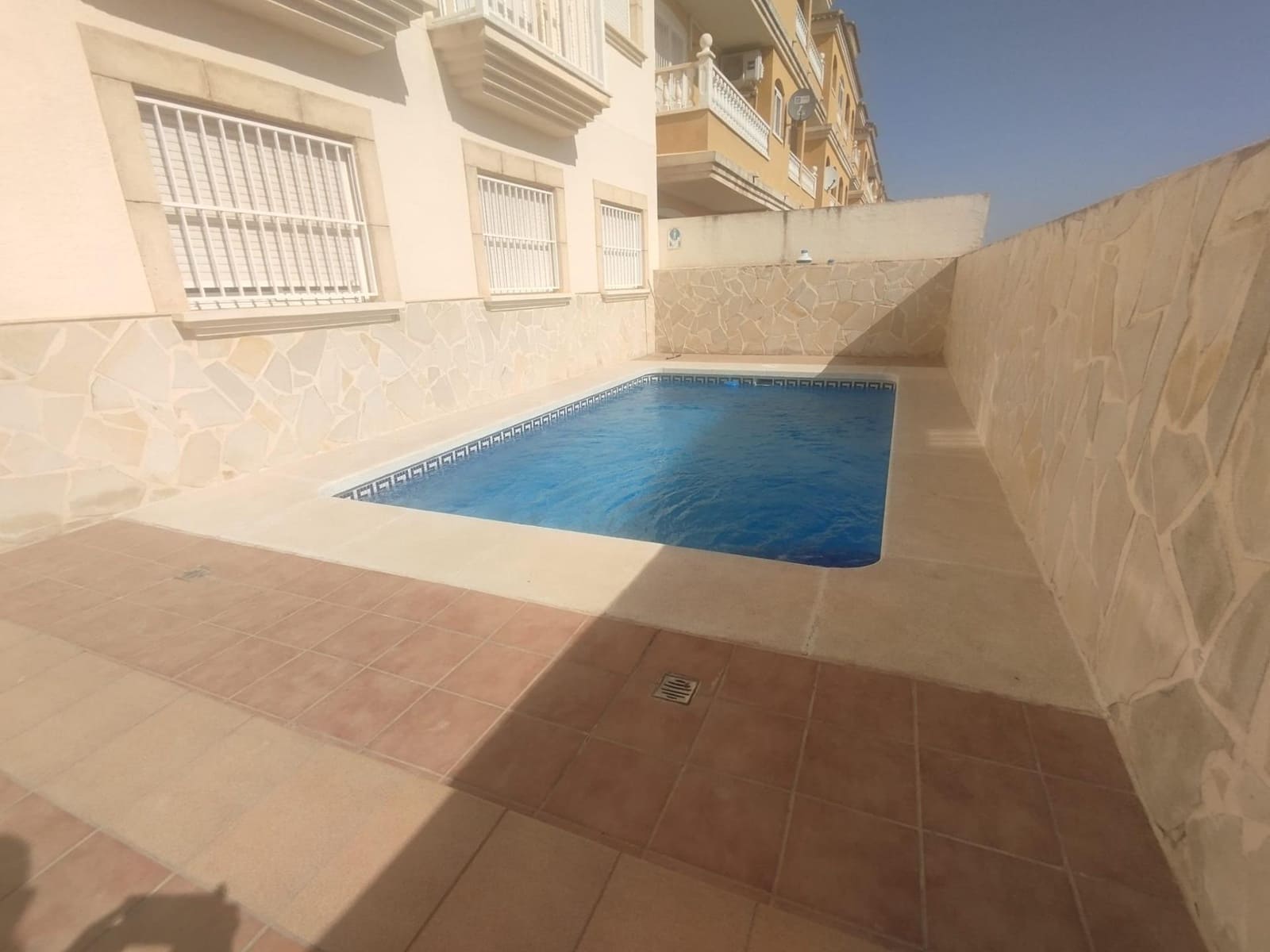 2 soveværelse Lejlighed til salg i Formentera del Segura med swimmingpool - € 110.000 (Ref: 9986830)