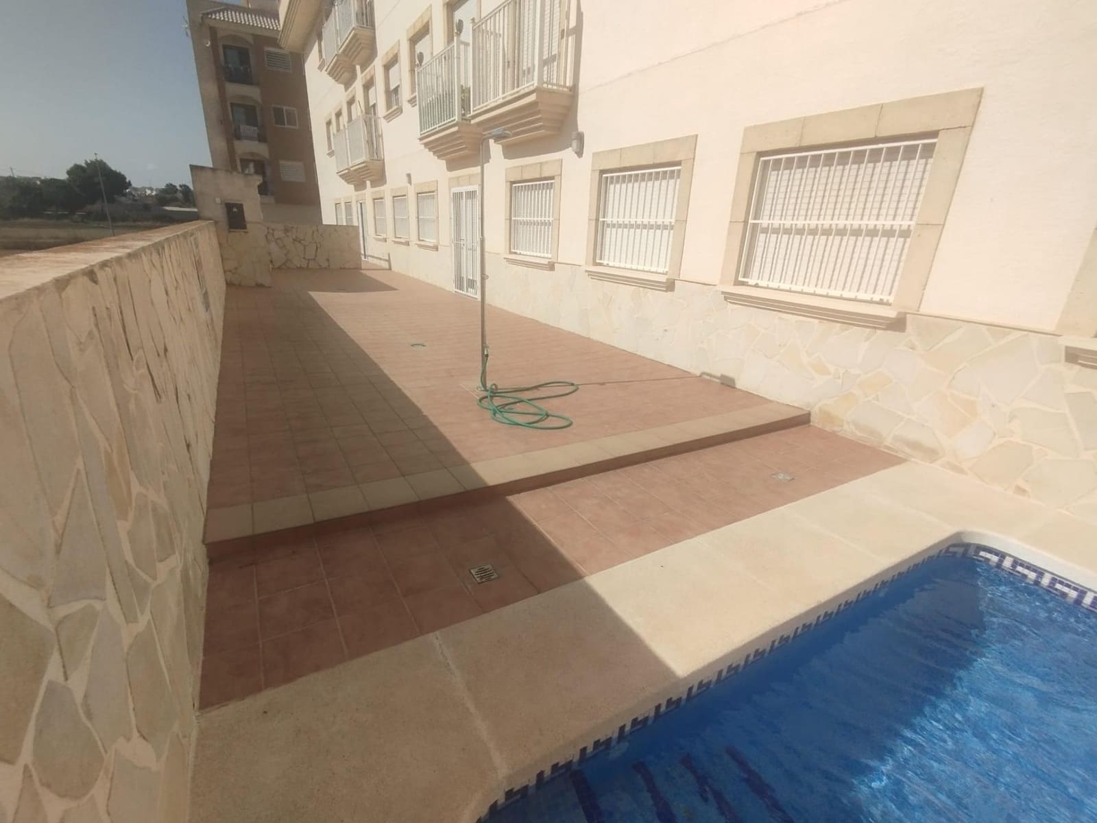 2 soveværelse Lejlighed til salg i Formentera del Segura med swimmingpool - € 110.000 (Ref: 9986830)