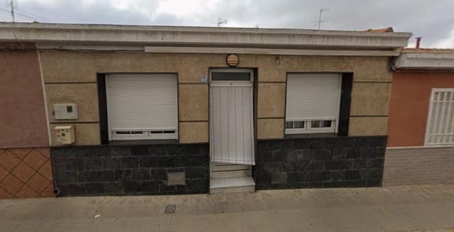 Casa de 5 habitaciones en San Miguel de Salinas en venta - 144.000 € (Ref: 9990692)
