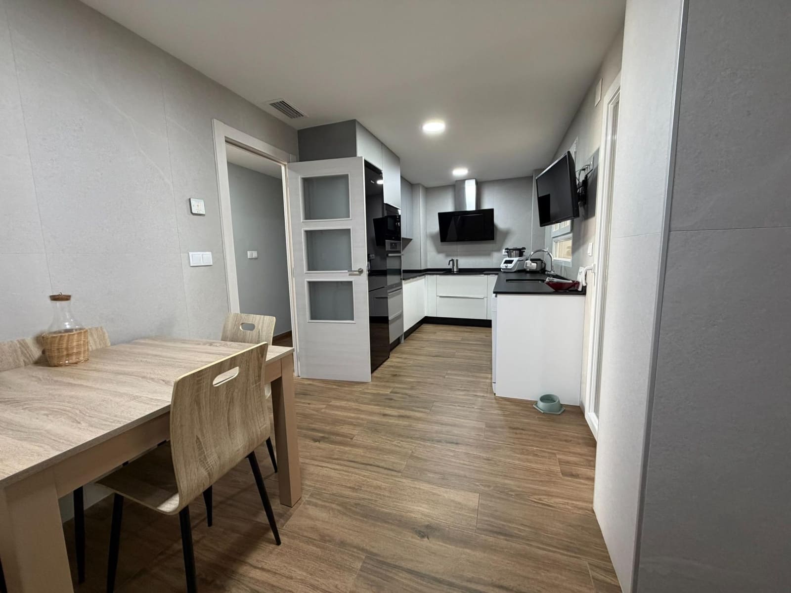 4 sypialnia Apartament na sprzedaż w Guardamar del Segura z garażem - 399 000 € (Ref: 9999584)
