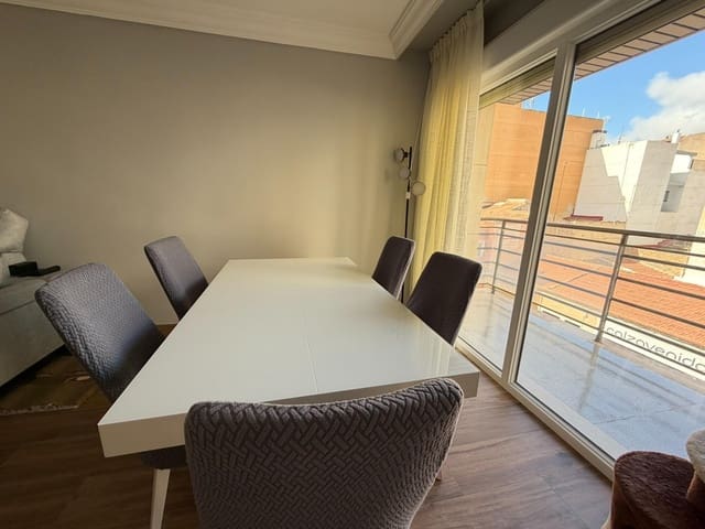 4 sypialnia Apartament na sprzedaż w Guardamar del Segura z garażem - 399 000 € (Ref: 9999584)