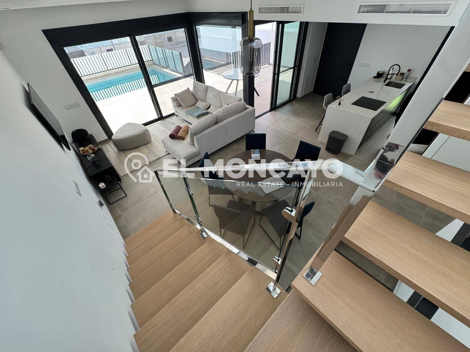 Chalet de 4 habitaciones en Dolores en venta con piscina garaje - 499.000 € (Ref: 9999585)