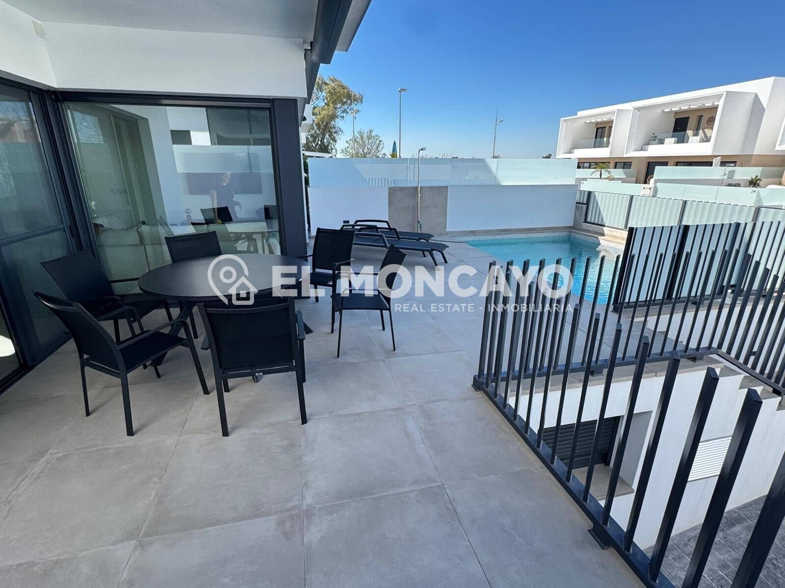 Chalet de 4 habitaciones en Dolores en venta con piscina garaje - 499.000 € (Ref: 9999585)