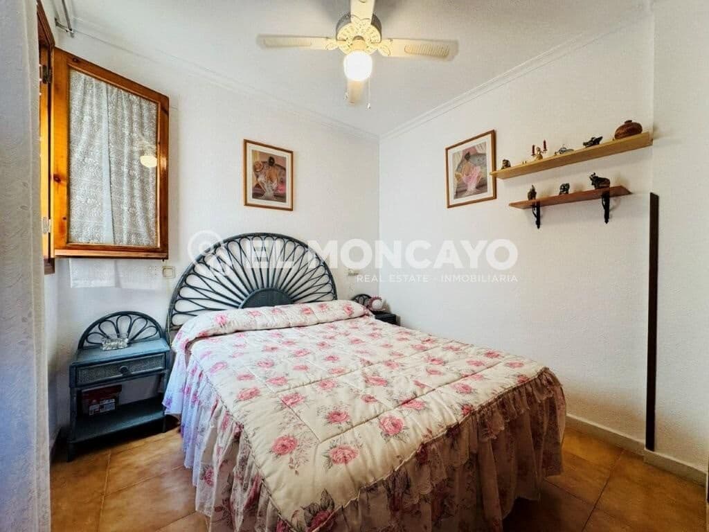 1 sypialnia Apartament na sprzedaż w Torrevieja z basenem - 125 000 € (Ref: 9999586)