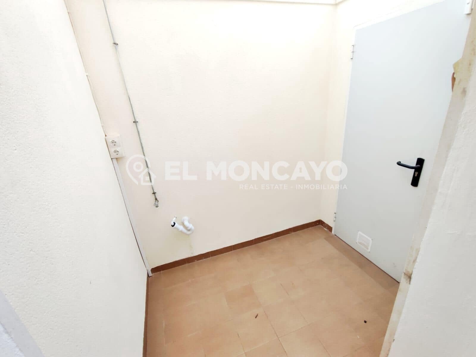 3 sypialnia Willa na sprzedaż w Bigastro z basenem garażem - 254 000 € (Ref: 9999587)