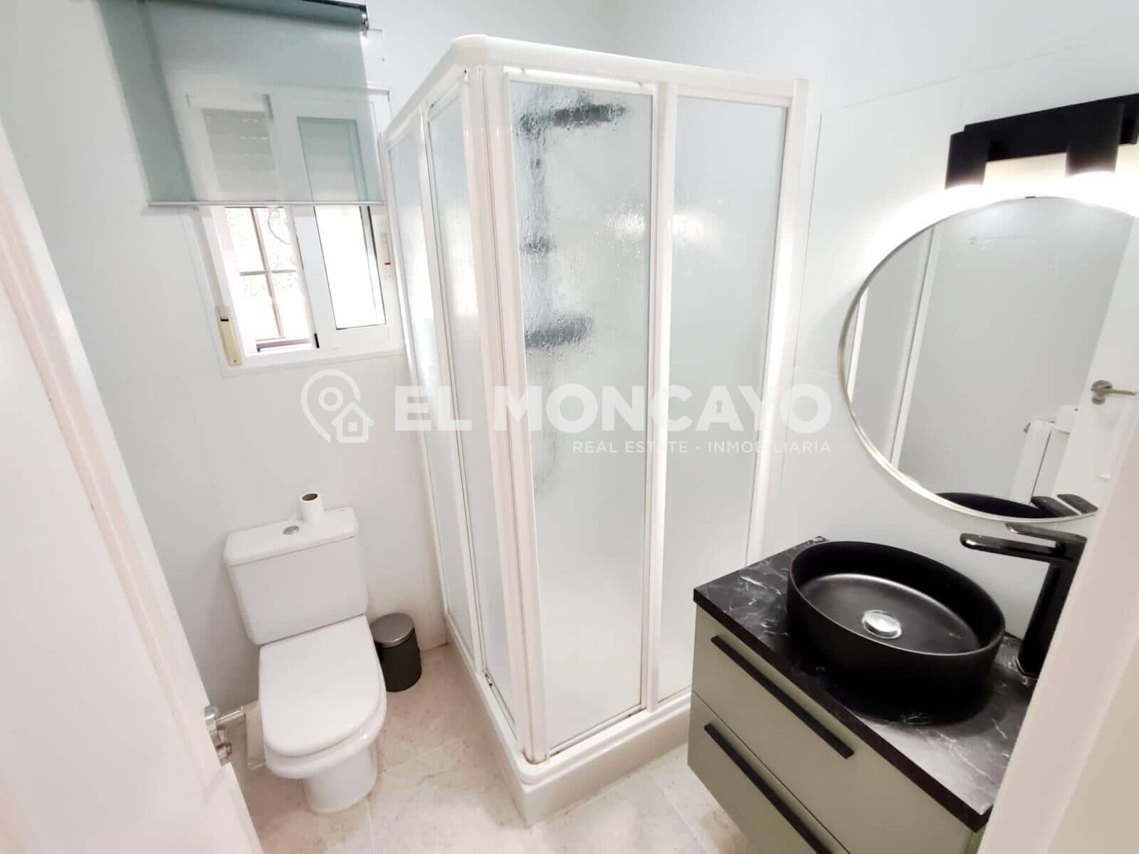 3 sypialnia Willa na sprzedaż w Bigastro z basenem garażem - 254 000 € (Ref: 9999587)