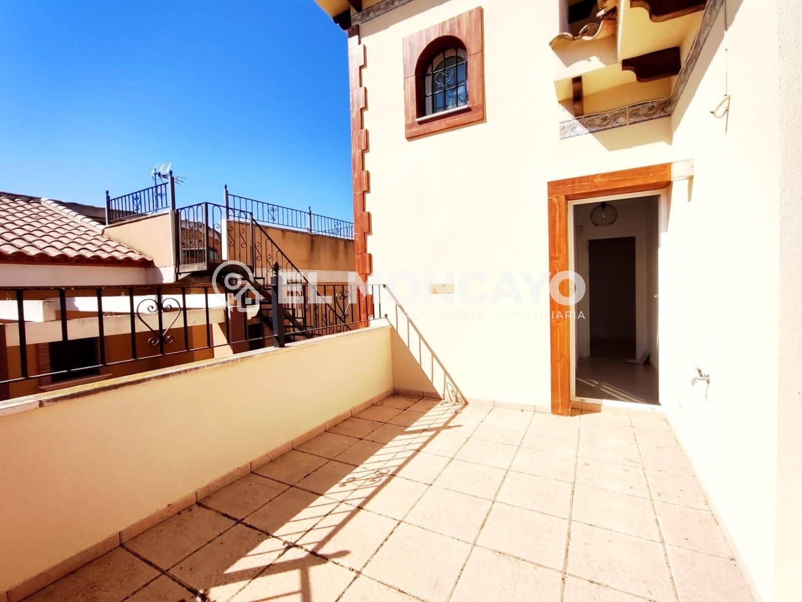 3 sypialnia Willa na sprzedaż w Bigastro z basenem garażem - 254 000 € (Ref: 9999587)