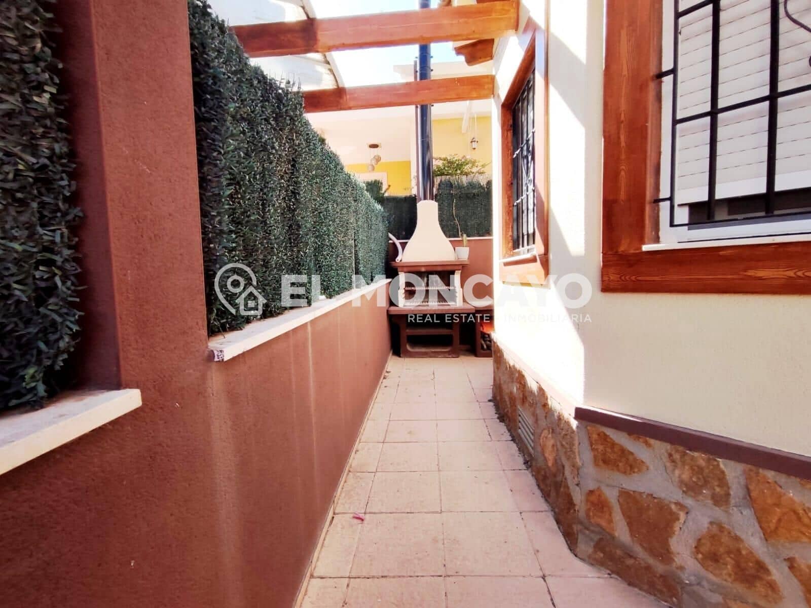 3 sypialnia Willa na sprzedaż w Bigastro z basenem garażem - 254 000 € (Ref: 9999587)
