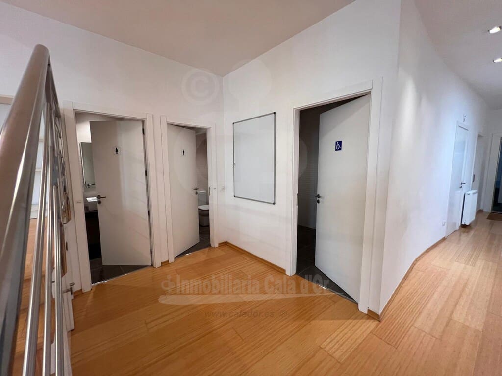 Commercieel te koop in Manacor - € 210.000 (Ref: 10026880)