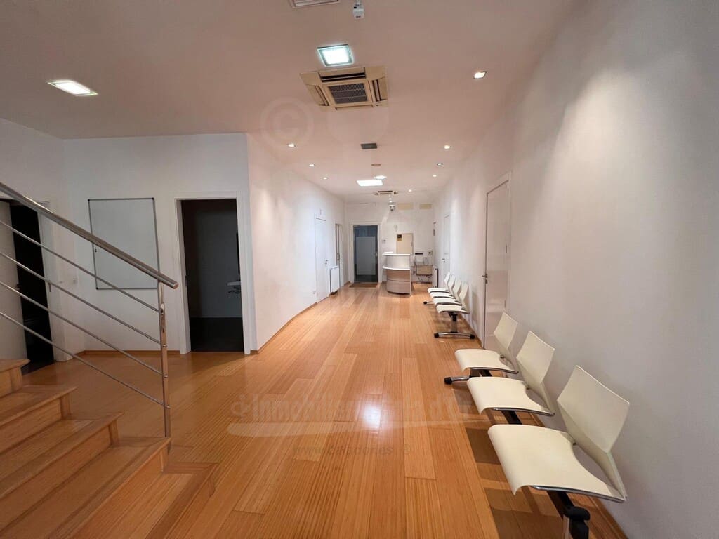 Commercieel te koop in Manacor - € 210.000 (Ref: 10026880)