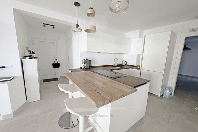 3 bedroom Apartment for sale in Cala d'Or, Santanyí with pool - € 690,000 (Ref: 4695053)