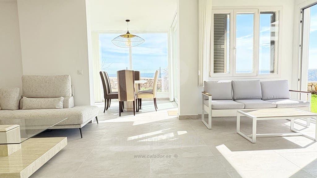 3 soveværelse Lejlighed til salg i Cala d'Or med swimmingpool - € 690.000 (Ref: 4695053)