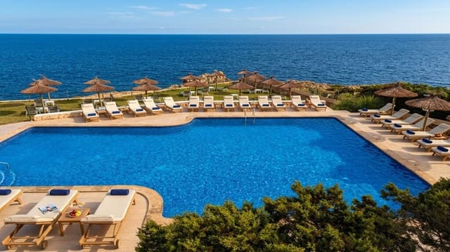 Apartamento de 3 habitaciones en Cala d'Or, Santanyí en venta con piscina - 630.000 € (Ref: 4695053)