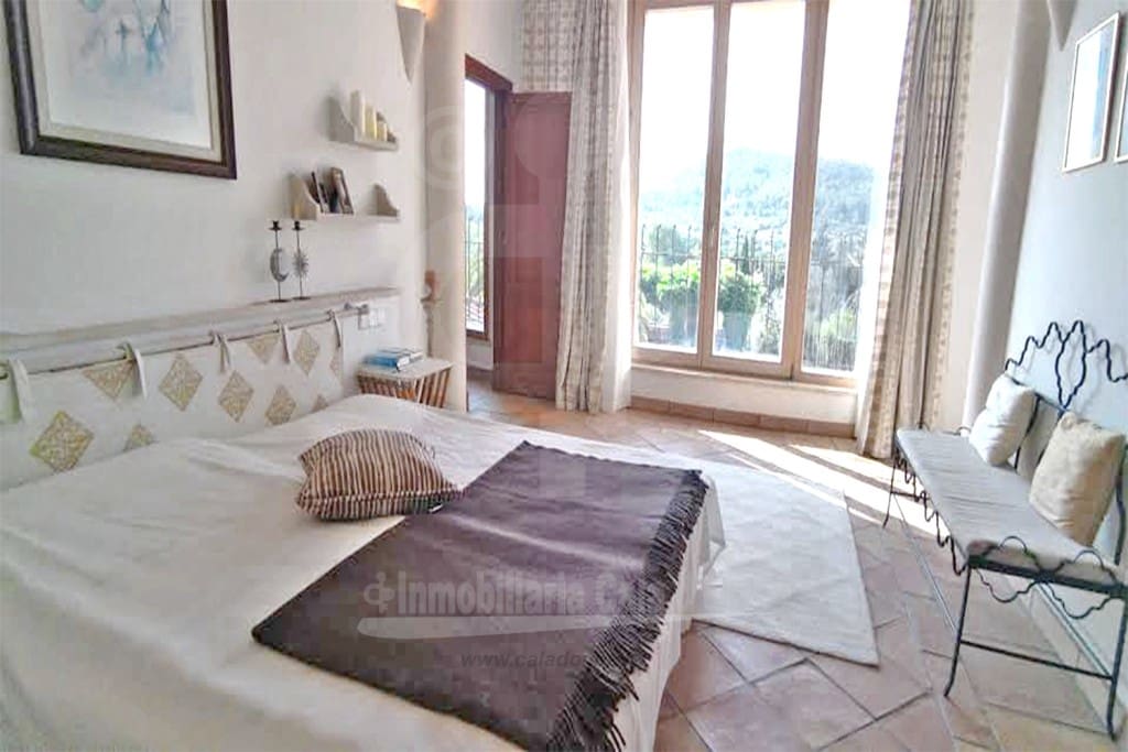 4 soveværelse Finca/Landehus til salg i Es Carritxo / El Carritxo med swimmingpool - € 1.910.000 (Ref: 4911933)