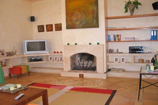 4 soveværelse Finca/Landehus til salg i Es Carritxo / El Carritxo, Felanitx med swimmingpool - € 1.910.000 (Ref: 4911933)