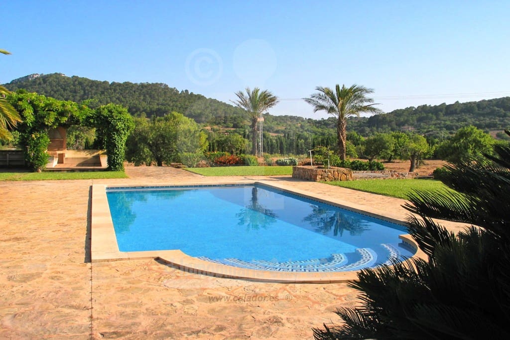 4 soveværelse Finca/Landehus til salg i Es Carritxo / El Carritxo med swimmingpool - € 1.910.000 (Ref: 4911933)